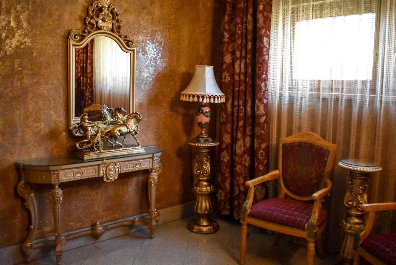 Premier Prezident Garni Hotel And Spa Σρέμσκι Καρλόβτσι Εξωτερικό φωτογραφία