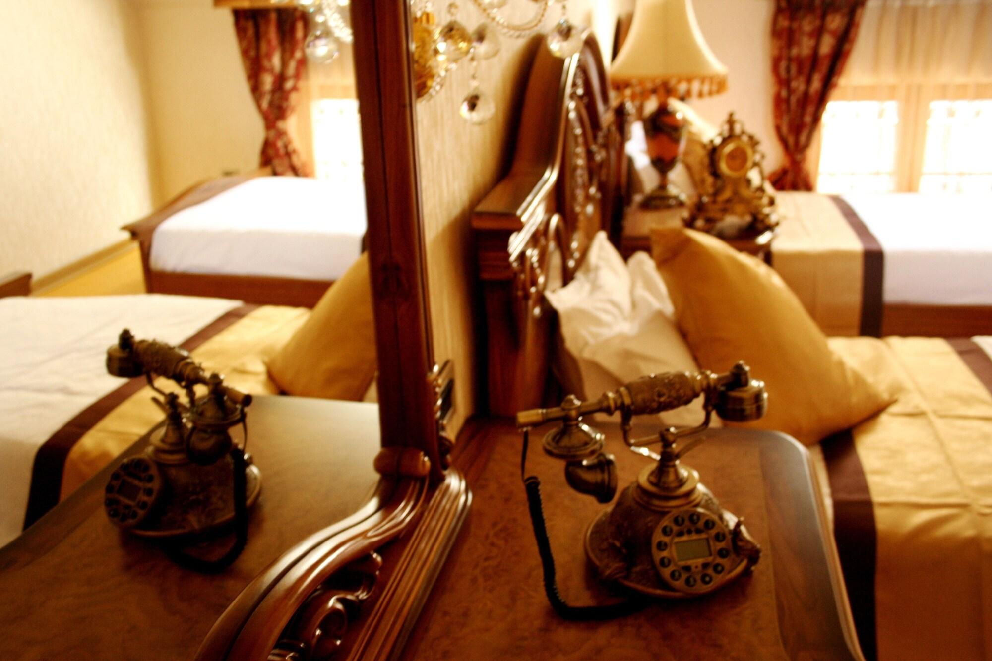 Premier Prezident Garni Hotel And Spa Σρέμσκι Καρλόβτσι Εξωτερικό φωτογραφία